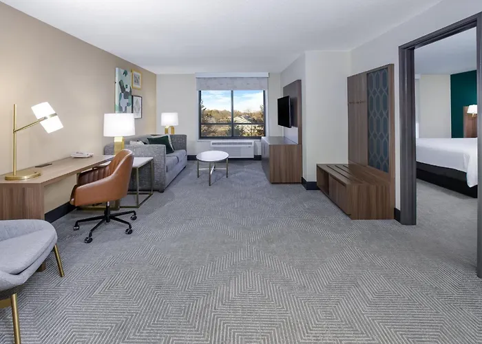 By Ihg